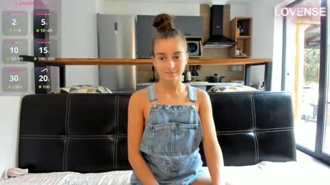 Eliz                               online show from 24, 11, 2025