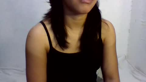 Snapshot of ella_babe25 chatting on 27, 4, 2026 ella_babe25 online show from 27, 4, 2026