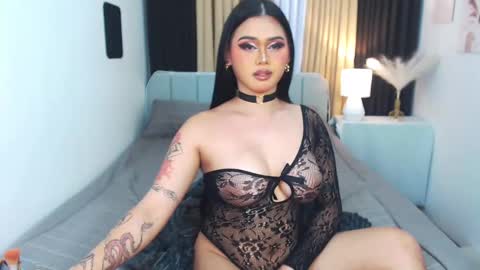 Snapshot of ella_fantasia chatting on 24, 2, 2025 HI ITS ME ELLA online show from 24, 2, 2025