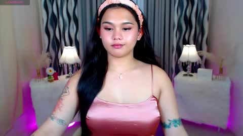 Snapshot of ella_fantasia chatting on 25, 9, 2025 HI ITS ME ELLA online show from 25, 9, 2025