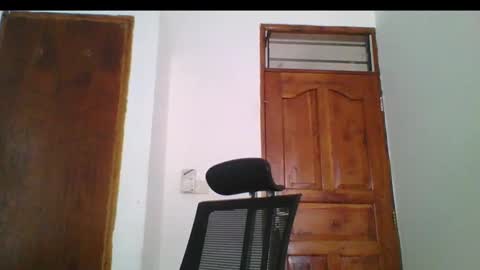 Ella online show from 20, 2, 2025