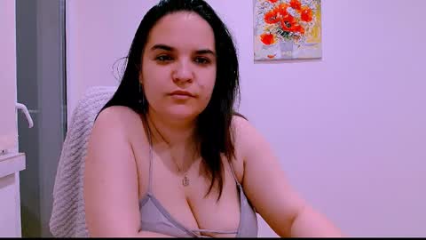 Ella online show from 10, 4, 2026