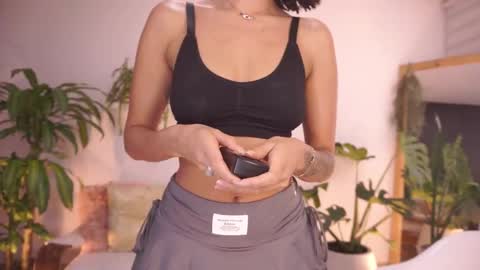 ELLA OWEN online show from 28, 3, 2026