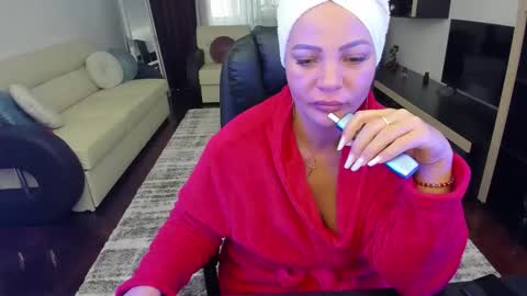 Ella online show from 12, 2, 2026