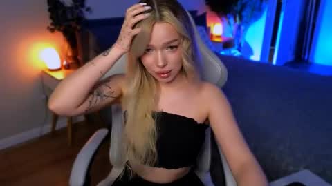 Snapshot of ellatwox chatting on 25, 4, 2026 Ella online show from 25, 4, 2026