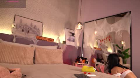 Elle Diane online show from 29, 10, 2025