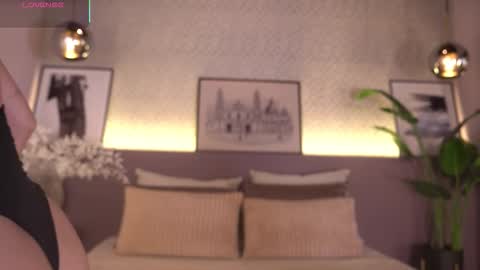 Elle Diane online show from 2, 2, 2026