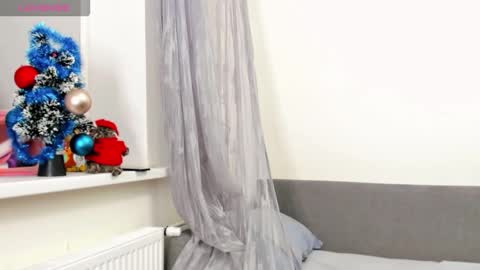 Snapshot of ellen_flow chatting on 7, 1, 2026 ellen_flow online show from 7, 1, 2026