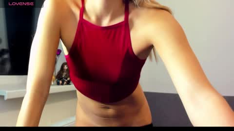 Snapshot of ellen_flow chatting on 23, 3, 2026 ellen_flow online show from 23, 3, 2026