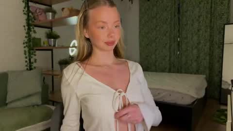 Snapshot of elli_harmon chatting on 23, 3, 2026 Ellie --- Ill see you either on Friday or Saturday and definitely on Sunday online show from 23, 3, 2026