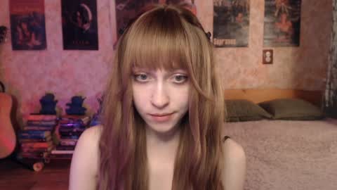 Snapshot of ellie_friendly chatting on 1, 4, 2026 ellie_friendly online show from 1, 4, 2026