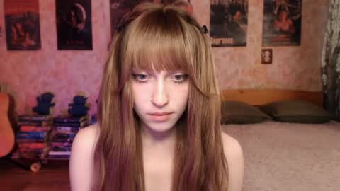 ellie_friendly online show from 30, 5, 2026