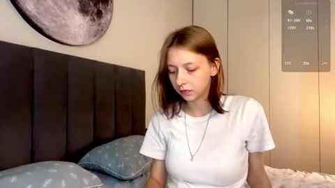 Snapshot of ellie_hollow chatting on 14, 9, 2025 Ellie online show from 14, 9, 2025