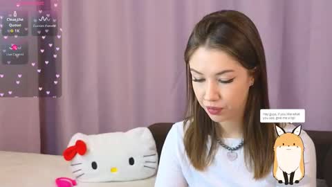 Snapshot of ellie_miller_ chatting on 6, 10, 2025 ellie online show from 6, 10, 2025