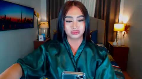 Snapshot of elliecummers chatting on 27, 2, 2025 ellie online show from 27, 2, 2025
