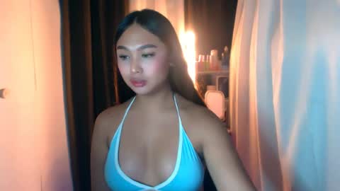 Snapshot of elliecummers chatting on 26, 7, 2026 ellie online show from 26, 7, 2026