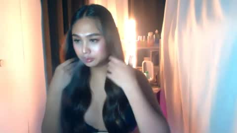 Snapshot of elliecummers chatting on 28, 7, 2026 ellie online show from 28, 7, 2026