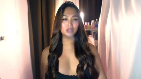 Snapshot of elliecummers chatting on 31, 7, 2026 ellie online show from 31, 7, 2026