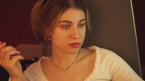 elliecutes online show from 26, 2, 2025