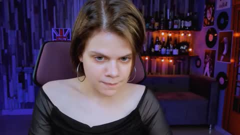 elliemurler online show from 9, 10, 2025