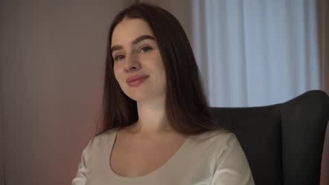 Snapshot of elliephant_ chatting on 11, 12, 2024 just Emily online show from 11, 12, 2024