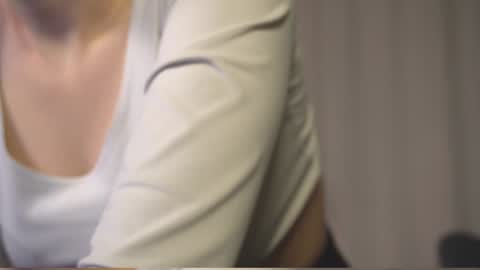 Snapshot of elliephant_ chatting on 7, 1, 2025 just Emily online show from 7, 1, 2025