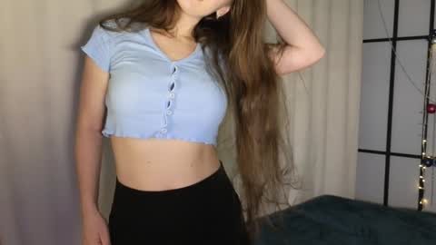 Snapshot of elliephant_ chatting on 11, 1, 2025 just Emily online show from 11, 1, 2025