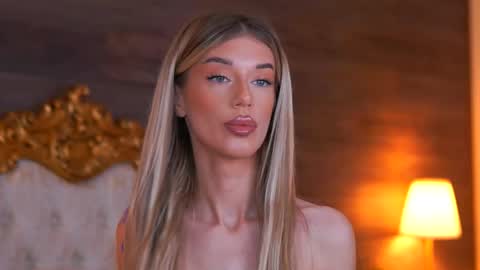 Ellie online show from 8, 11, 2025