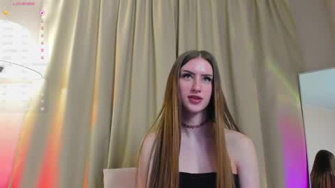 Snapshot of ellierough chatting on 7, 4, 2026 ellierough online show from 7, 4, 2026