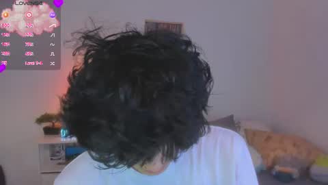 Snapshot of elliotvolkov chatting on 25, 6, 2026 elliotvolkov online show from 25, 6, 2026