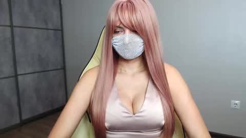 EllisNikki online show from 16, 12, 2025