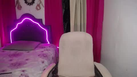 Snapshot of ellorrey chatting on 13, 1, 2026 ELLORREY online show from 13, 1, 2026