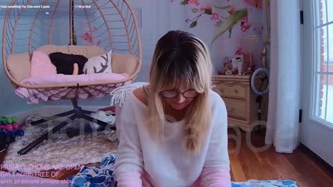 Snapshot of ells_palace chatting on 12, 1, 2025 Ella Bella Bo Bella online show from 12, 1, 2025