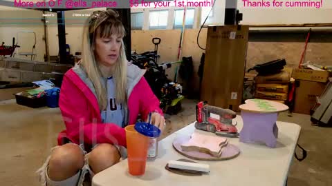 Snapshot of ells_palace chatting on 19, 4, 2026 Ella Bella Bo Bella online show from 19, 4, 2026