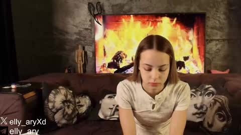 elly_ary online show from 11, 2, 2026