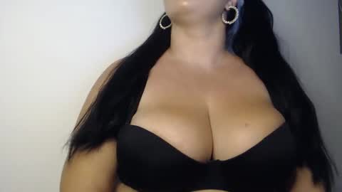 Snapshot of elly_denise chatting on 21, 9, 2025 Denise online show from 21, 9, 2025