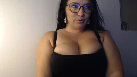 Snapshot of elly_denise chatting on 14, 10, 2025 Denise online show from 14, 10, 2025