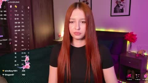 EllyPeach online show from 4, 4, 2026