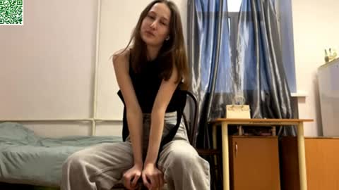 Snapshot of ellyspoerer chatting on 10, 4, 2026 Sonya online show from 10, 4, 2026