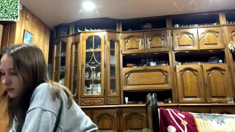 Snapshot of ellyspoerer chatting on 22, 4, 2026 Sonya online show from 22, 4, 2026
