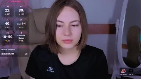 elma_lily online show from 23, 10, 2025