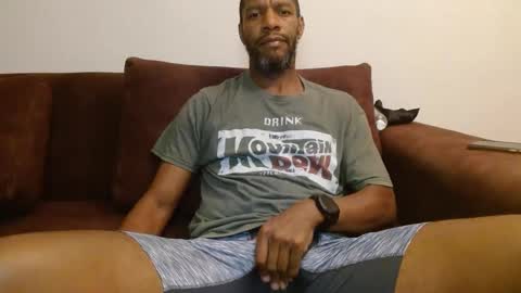 Snapshot of elmorenazogt chatting on 19, 2, 2025 My name is Elmore. Please say hello I like to chat with you. If you have requests or dirty talk please use tip online show from 19, 2, 2025