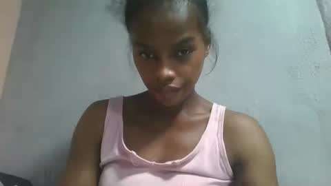 Snapshot of elodie228680 chatting on 1, 5, 2026 elodie228680 online show from 1, 5, 2026