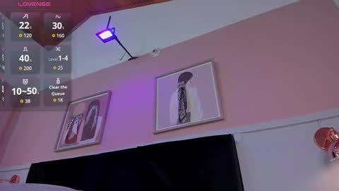 Elodie  online show from 17, 12, 2025