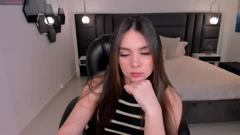Snapshot of eloisaolivero chatting on 24, 2, 2025 ELOISA OLIVERO online show from 24, 2, 2025