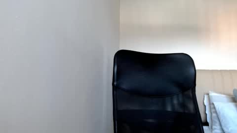 elosocazador online show from 2, 1, 2025