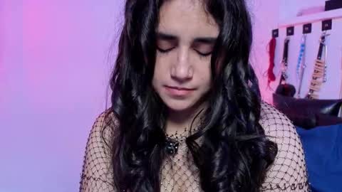 elowen_halley1 online show from 15, 2, 2026