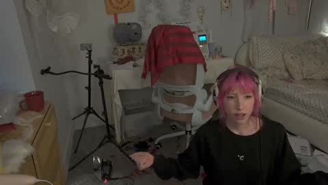 Snapshot of elslove chatting on 11, 5, 2026 ELS online show from 11, 5, 2026