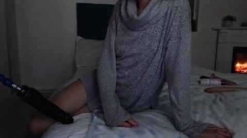 Snapshot of elssa_rush chatting on 13, 10, 2025 elssa_rush online show from 13, 10, 2025
