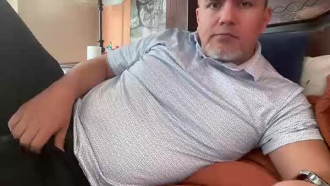 Snapshot of elvecinoequipadote chatting on 4, 5, 2026 Peter spidy online show from 4, 5, 2026